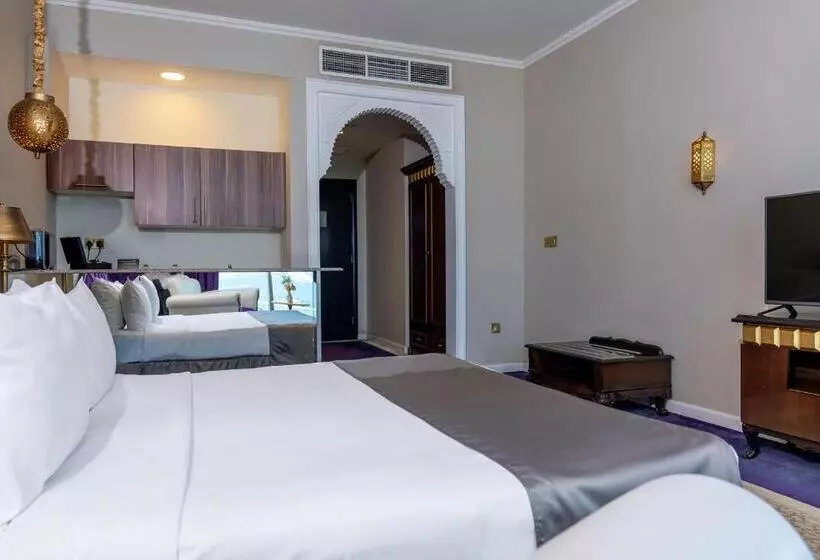 اتاق دلوکس با تخت کینگ و چشمانداز, Saraya Corniche