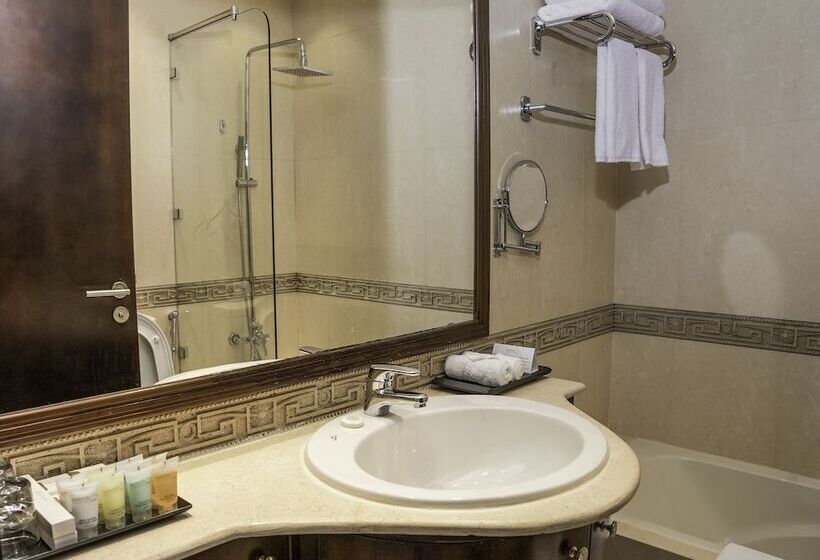 اتاق سوپریور, Saraya Corniche