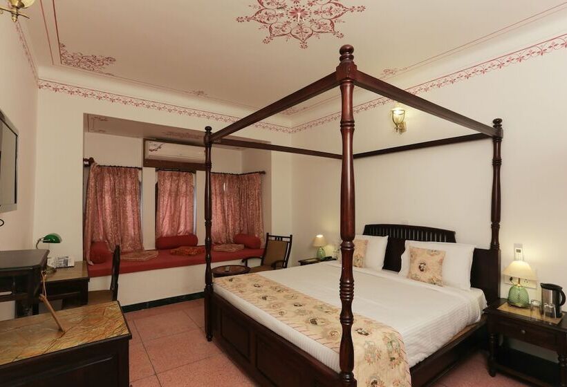 Deluxe Zimmer, The Lavitra Udaipur