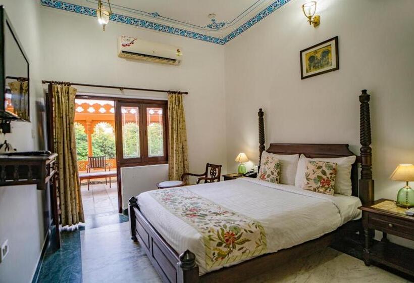 Deluxe Zimmer, The Lavitra Udaipur