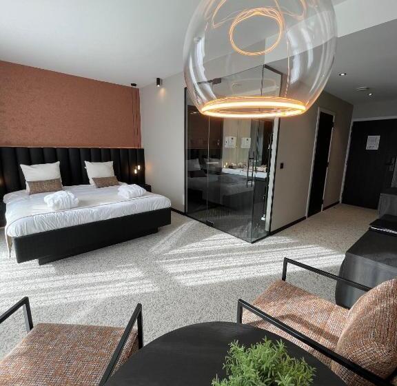 Люкс Superior, Van Der Valk Hotel Mons Congres & Spa