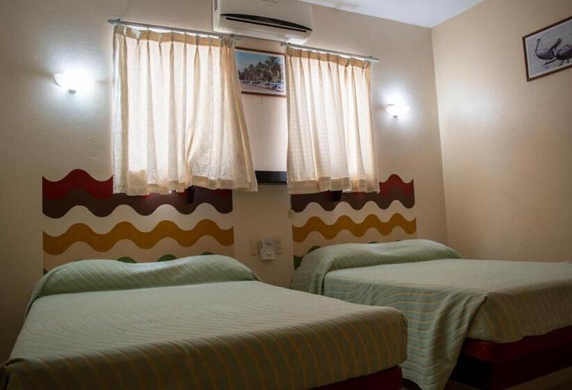 2ダブルベッドのスタンダードルーム, Zihua Express