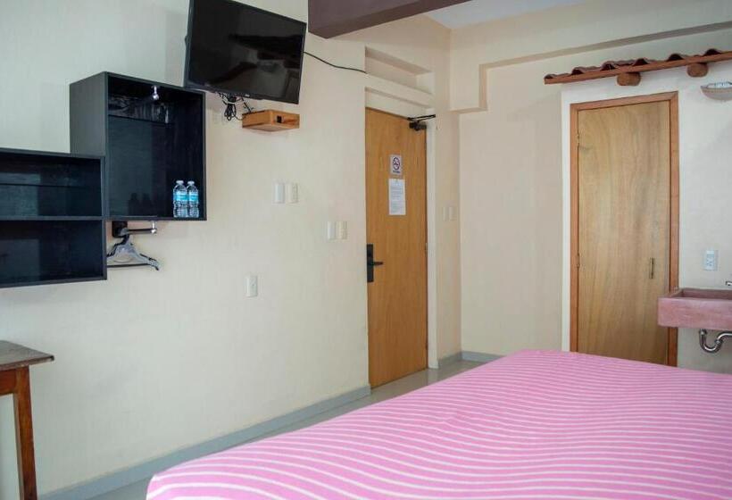 キングサイズベッドのスタンダードルーム, Zihua Express