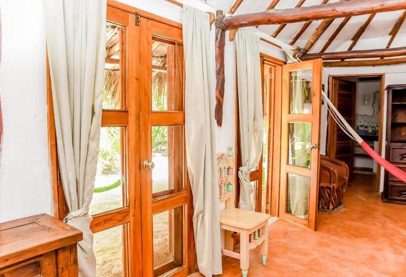 스탠다드 방갈로, Zomay Beachfront Holbox