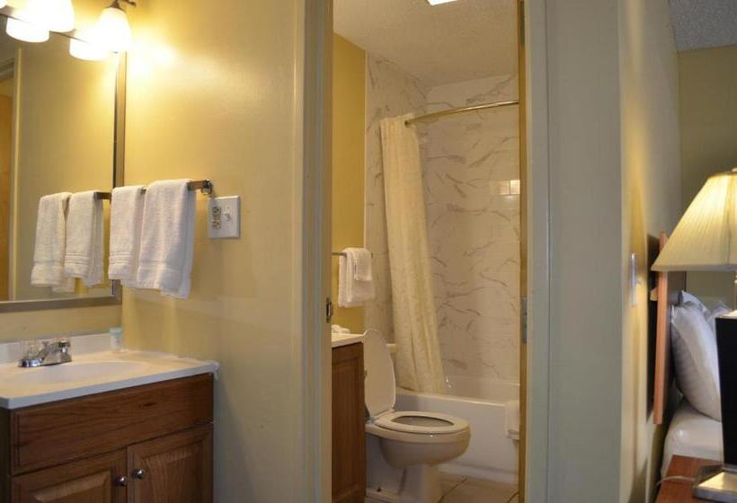 غرفة عائلية, Budget Inn Williamsville