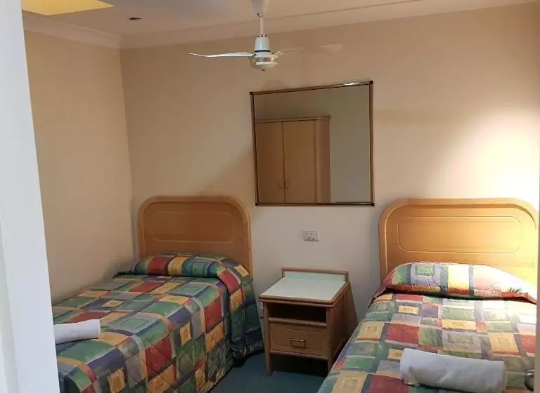 اتاق سوپریور خانوادگی, Chelsea Motor Inn