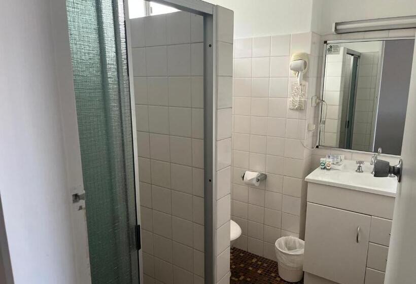 복층 룸 퀸 침대, Chelsea Motor Inn
