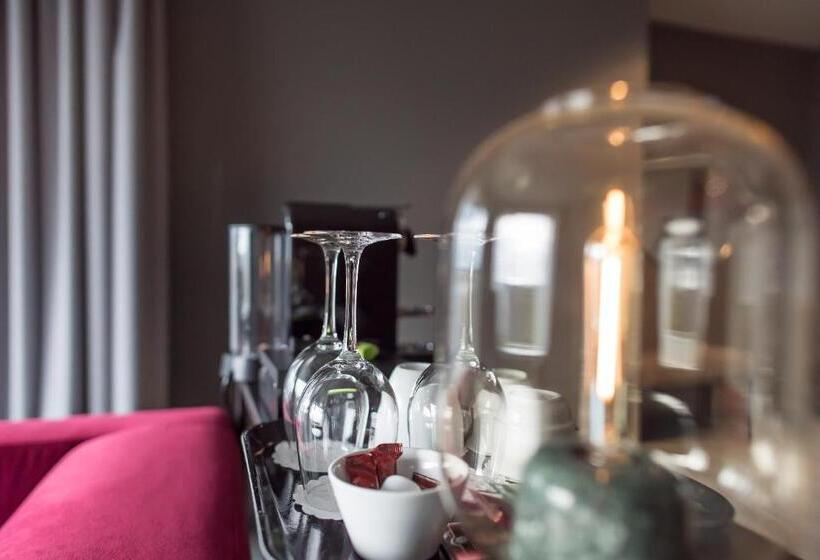 سوئیت 2 خوابه, Sommarøy Arctic Hotel Tromsø