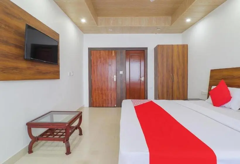 Classic Kolmen Hengen Huone, Fabexpress Kalsia Home Stay