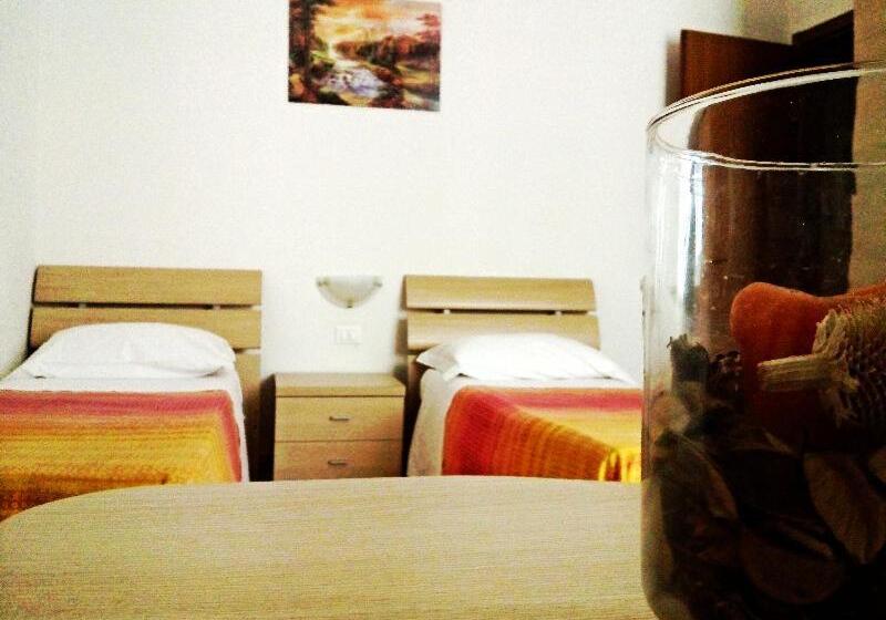 Standard room with outdoor bath, Affittacamere Scotto