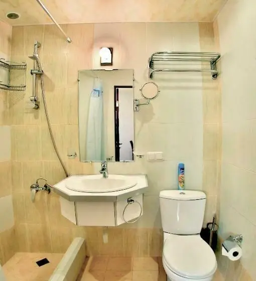 اتاق اکونومی, Hostel Jupiter