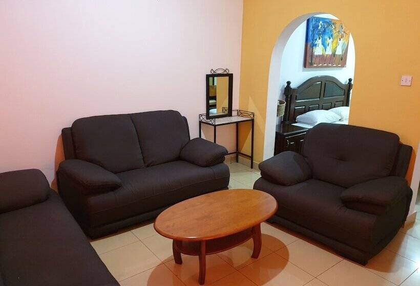 سوییت لوکس, Djeliba Resort