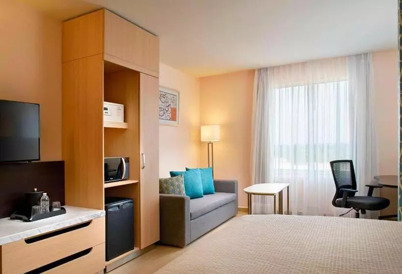 キングサイドベッドのスタンダードワンルーム, Fairfield Inn & Suites By Marriott Villahermosa Tabasco