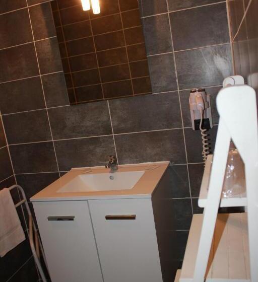 חדר סטנדרט, Hôtel De La Beauronne