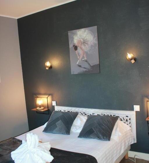 Номер Стандарт, Hôtel De La Beauronne