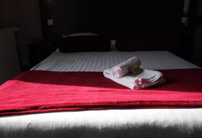 スタンダードシングルルーム, Hôtel De La Beauronne