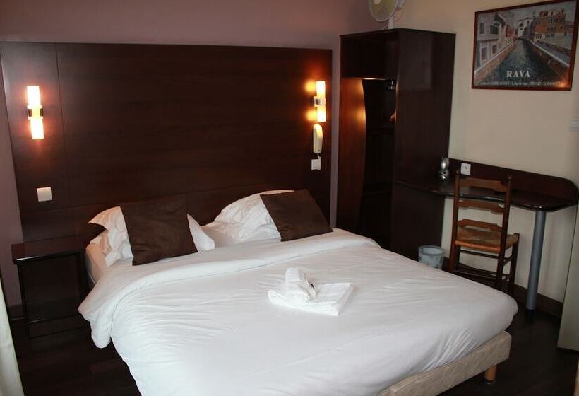 חדר סטנדרט יחיד, Hôtel De La Beauronne