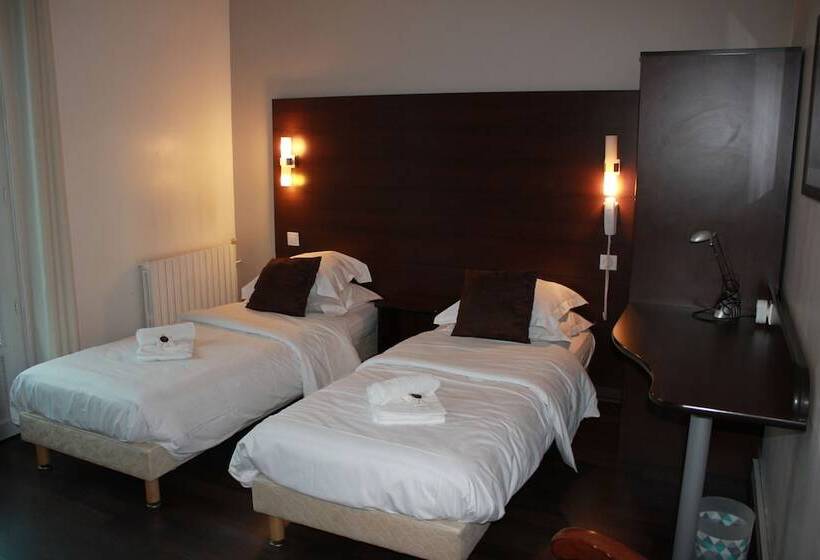 Номер Стандарт, Hôtel De La Beauronne