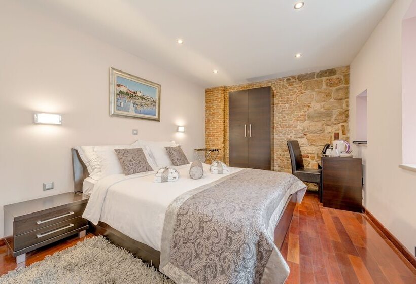 Номер Deluxe, Palace Suites Heritage Hotel Adults Only