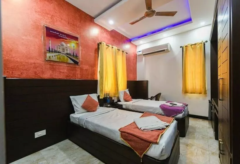 デラックスルーム, Sai Enclave Residency
