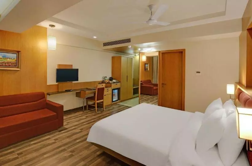 スーペリアールーム, The Fern Residency Somnath