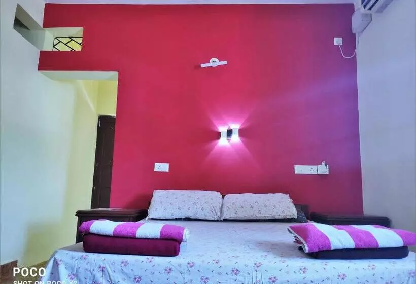 オーシャンビュースタンダードルームバルコニー付き, Monte Villa Guest House