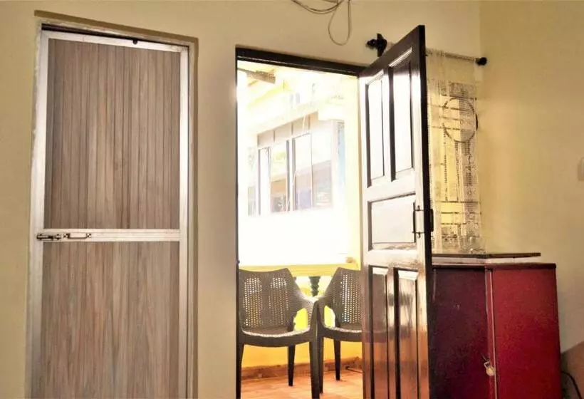 バルコニー付きスタンダードルーム, Monte Villa Guest House