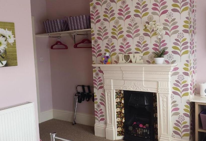 חדר סטנדרט עם מיטת קינג, The Ryedale