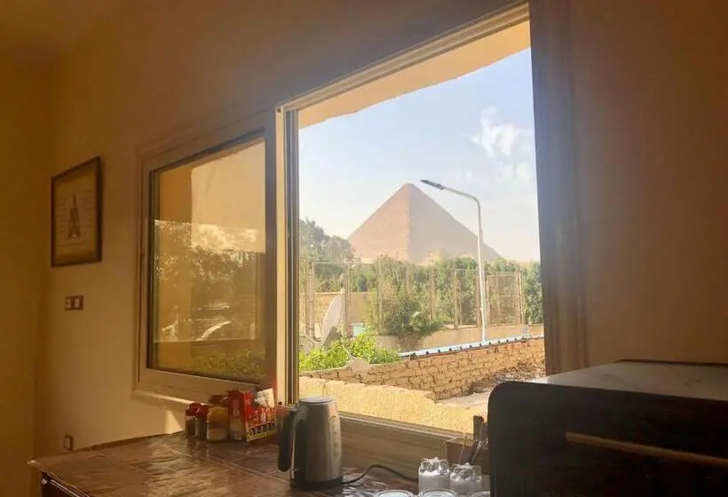 اتاق استاندارد سه تخته با چشم‌انداز, Sphinx Palace Pyramids View Inn