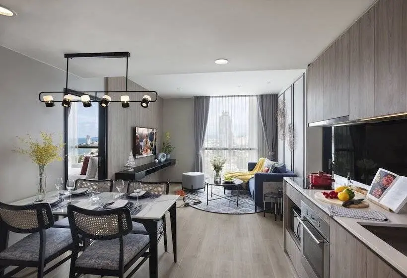 2 Bedroom Premium Apartment Sea View