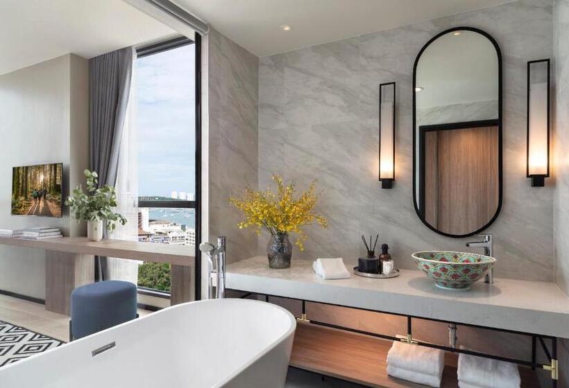 آپارتمان مدیریتی 2 خوابه, Somerset Pattaya   Sha Plus