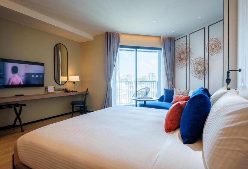 Superior Studio Sea View, Somerset Pattaya   Sha Plus