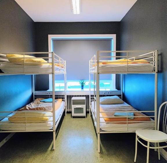 اتاق چهار تخته با دستشویی مشترک, Hostel B47