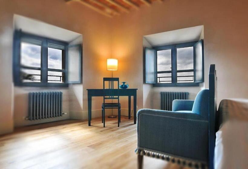 חדר סופריור, Castello Di Monterado