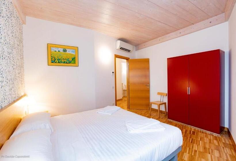 דירת שני חדרים, Castello Di Monterado