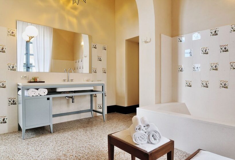 סוויטה דלוקס, Castello Di Monterado