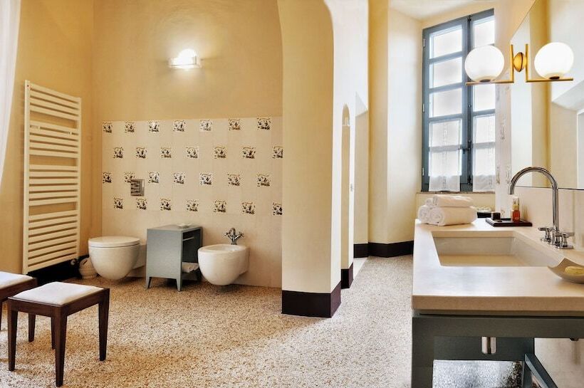 Люкс Повышенной Комфортности, Castello Di Monterado