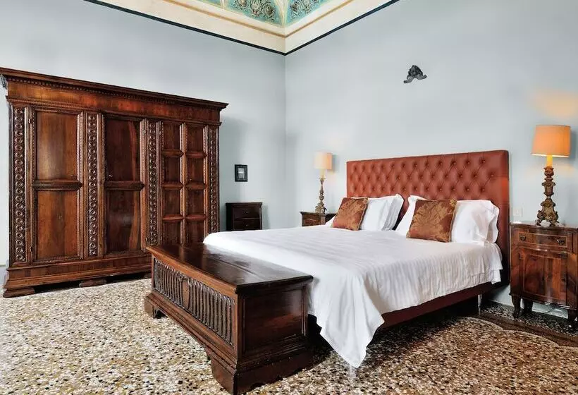デラックススイート, Castello Di Monterado