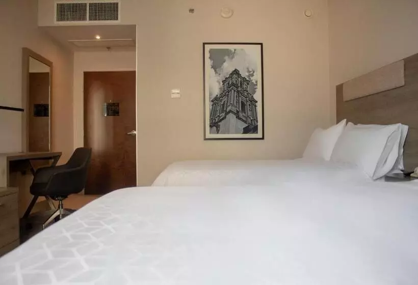 ２ダブルベッドのスタンダードルーム, Holiday Inn Express Mexico City Satelite, An Ihg