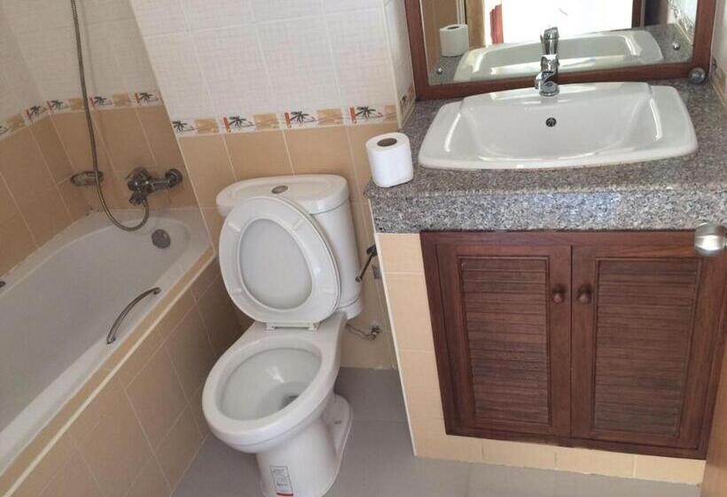 غرفة قياسية, Kaewchantra Mansion