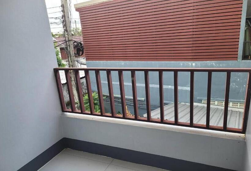 غرفة قياسية, Kaewchantra Mansion