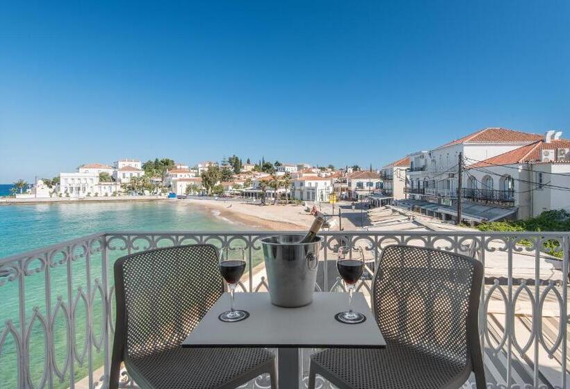 סוויטה נוף לים, Klimis