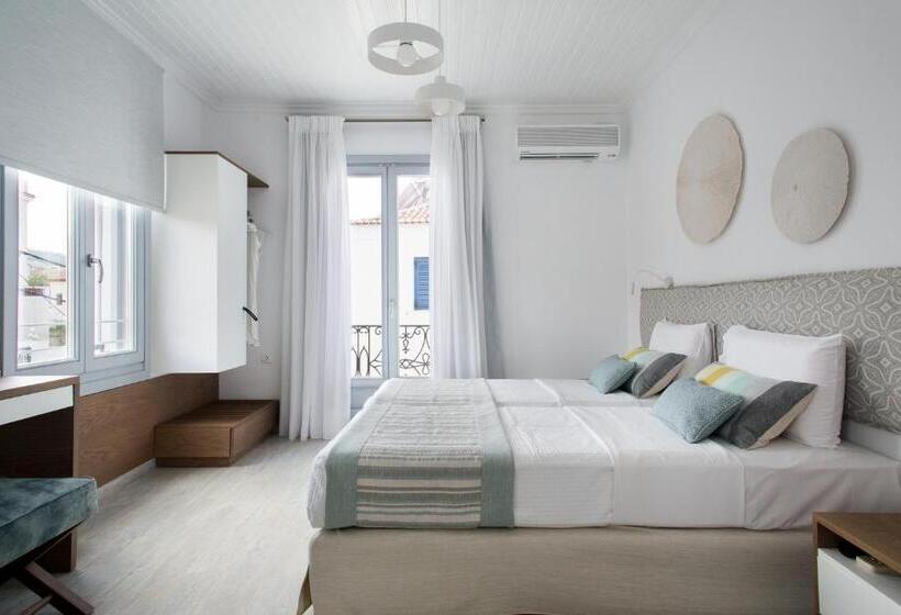 דירת שני חדרים, Klimis