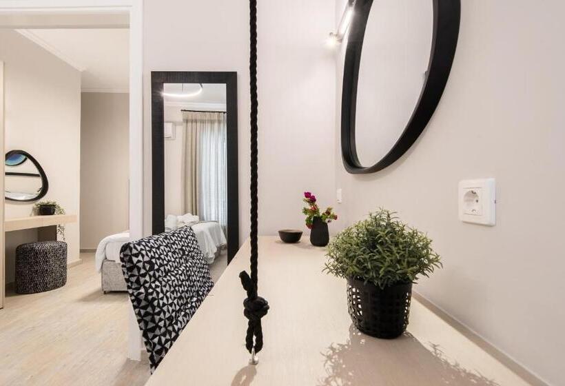 דירת שני חדרים, Klimis