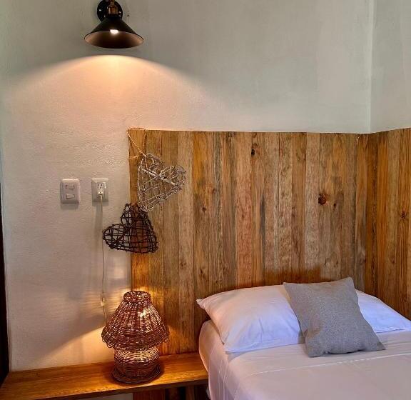 חדר אקונומי, La Conchita Tulum