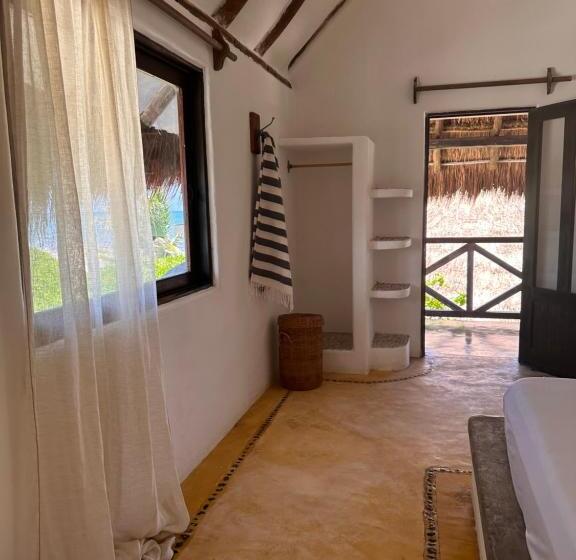 Quarto Familiar, La Conchita Tulum