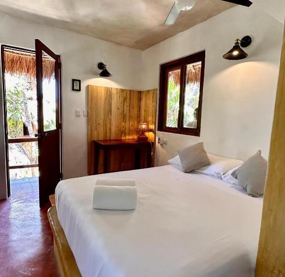 חדר אקונומי, La Conchita Tulum