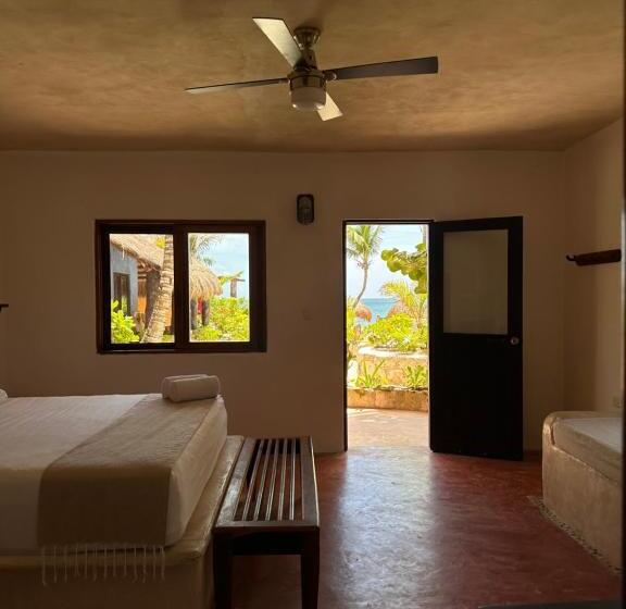 מיטת קינג בסוויטה, La Conchita Tulum