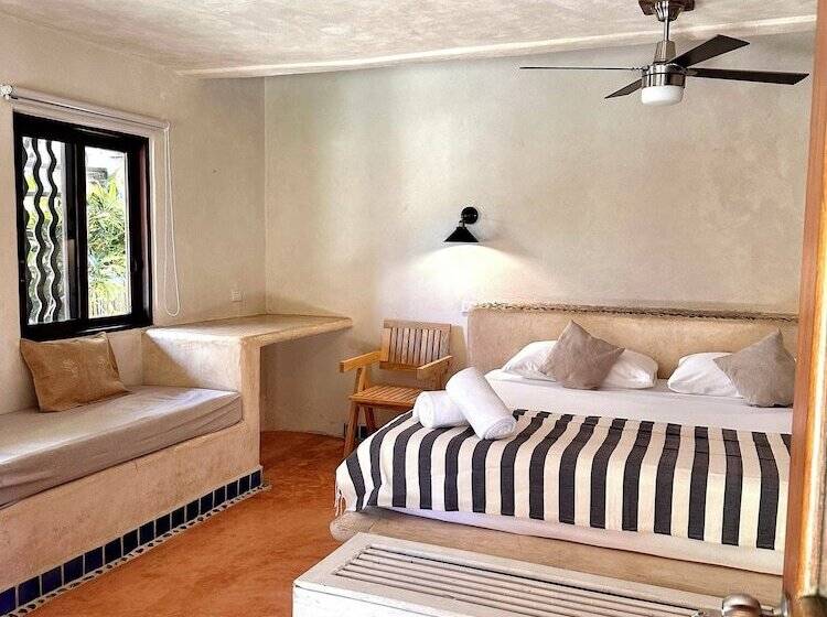 Quarto Estandar, La Conchita Tulum