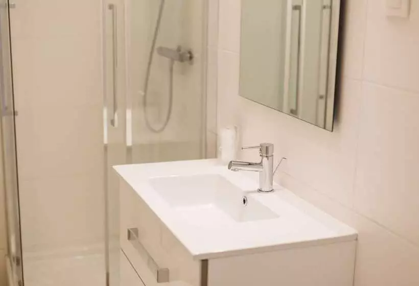 Standard-huone, Le Saint Louis